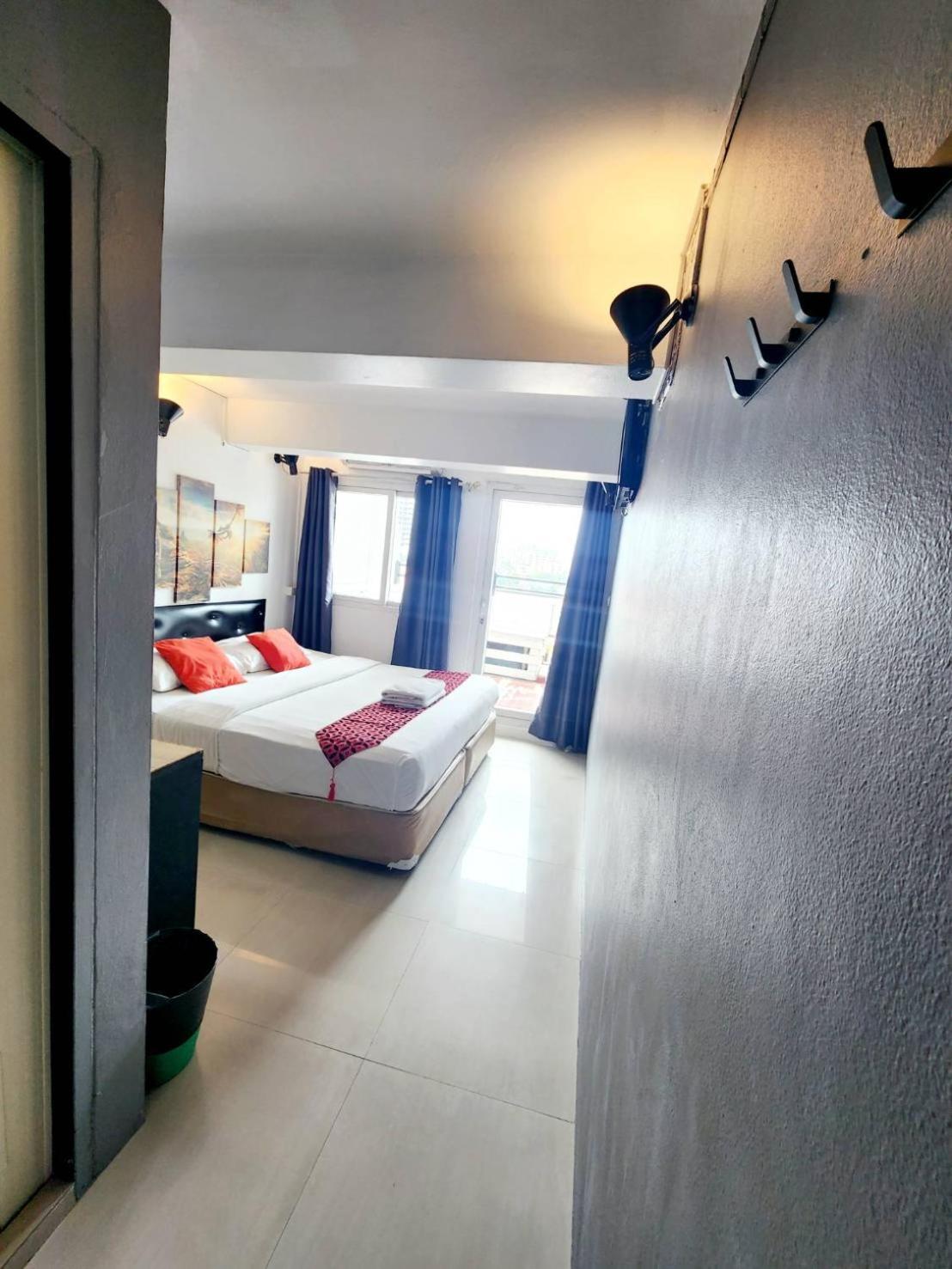 מלון בנגקוק Casa Picasso Near Chabad House מראה חיצוני תמונה