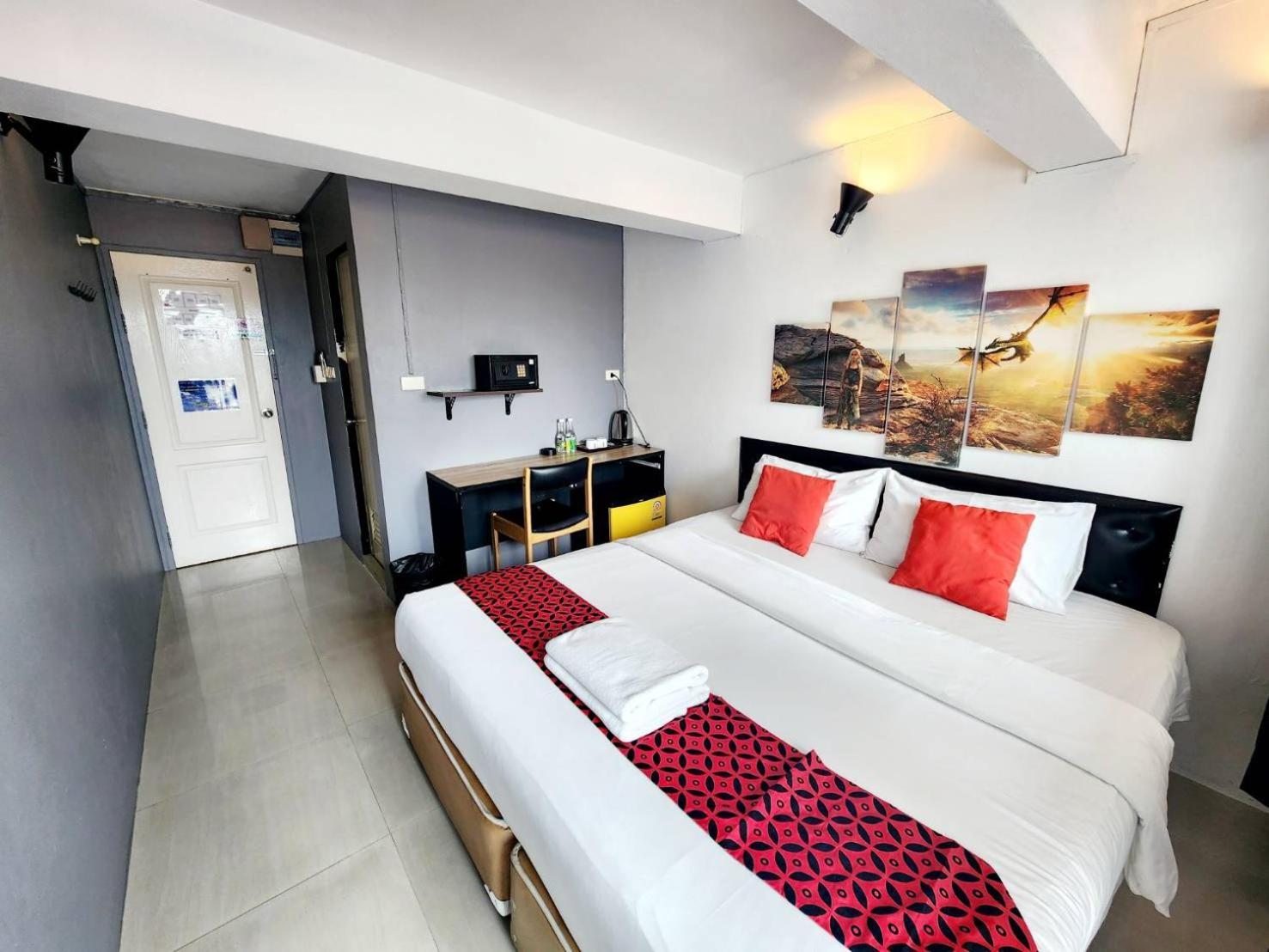 מלון בנגקוק Casa Picasso Near Chabad House מראה חיצוני תמונה
